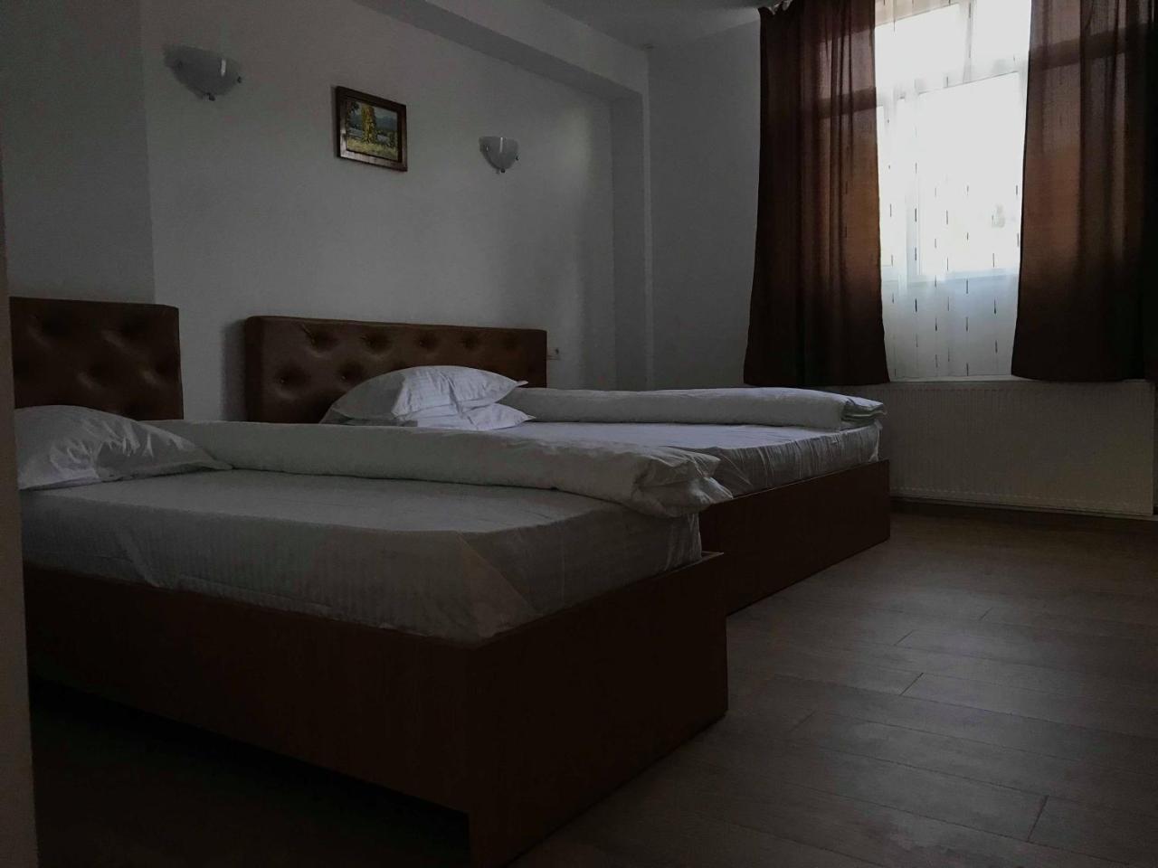 Pensiunea Colt De Rai Săcel Εξωτερικό φωτογραφία
